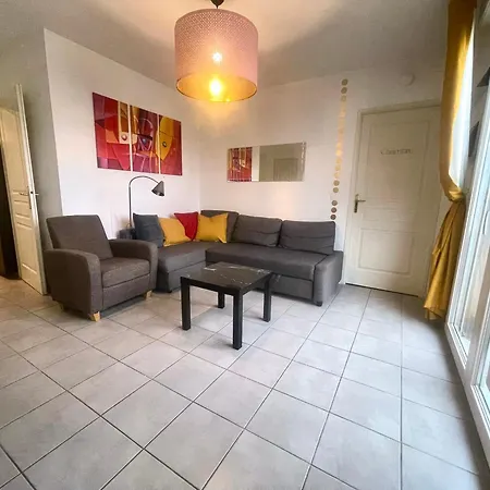 Neyrpic - Cocon Douillet -balcon Apartamento *
