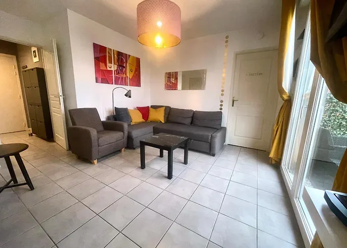 Neyrpic - Cocon Douillet -balcon Apartamento *