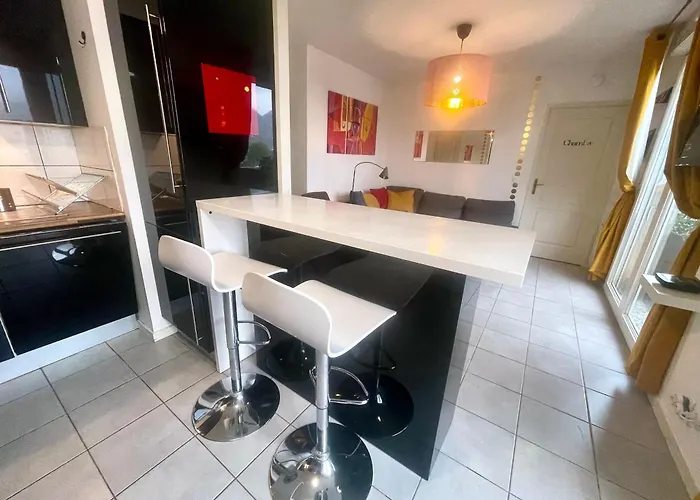 Neyrpic - Cocon Douillet -balcon Apartamento